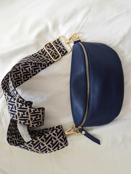 Bolsa / mala azul da marca Maria Pailona