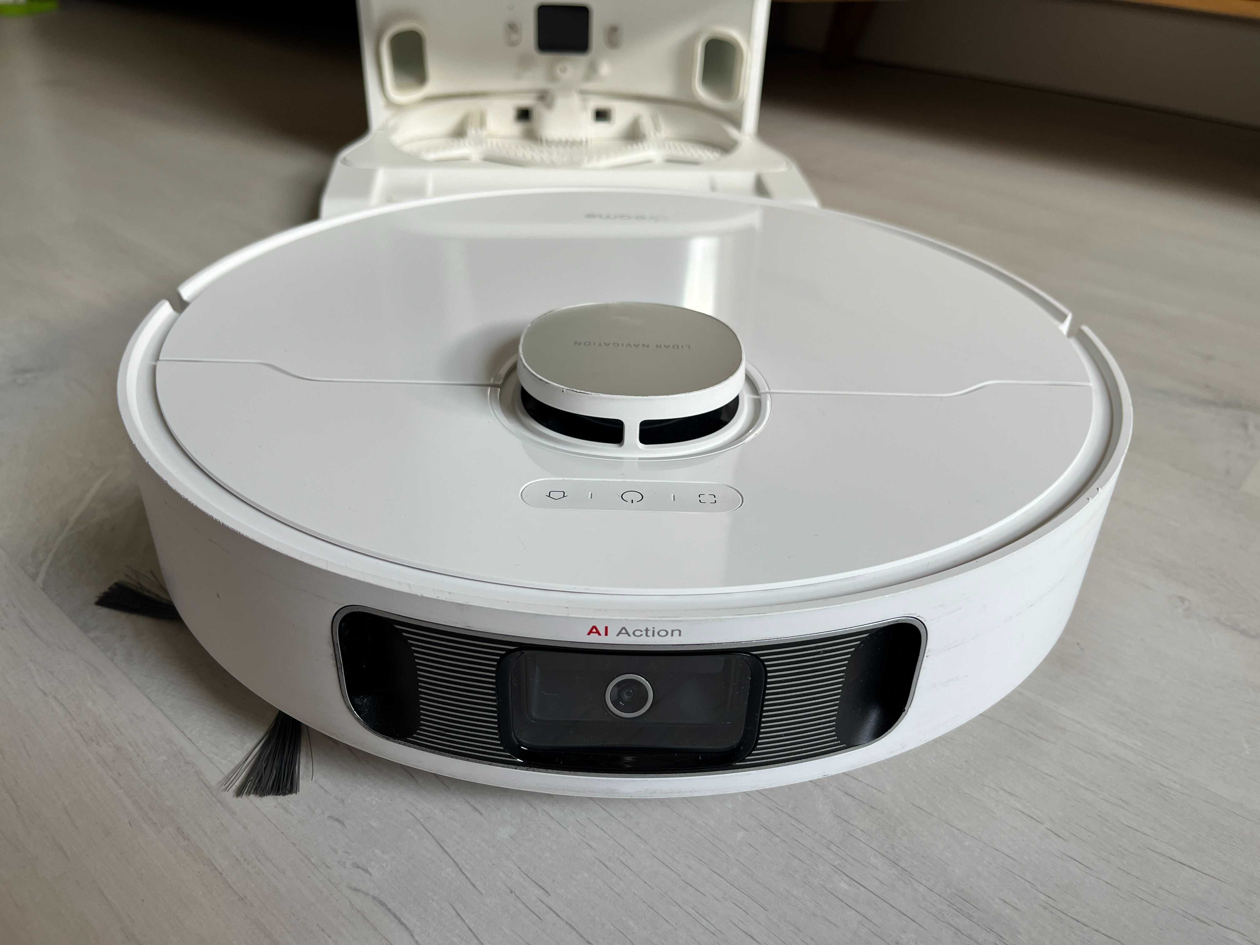 Robot sprzątający Dreame L10s Ultra z kompletem nowych akcesoriów