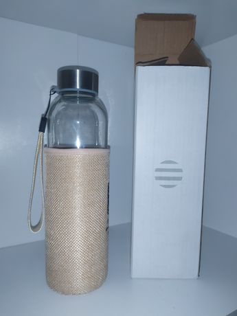 Скляна бутилка для води