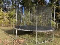 Trampolina dla dzieci