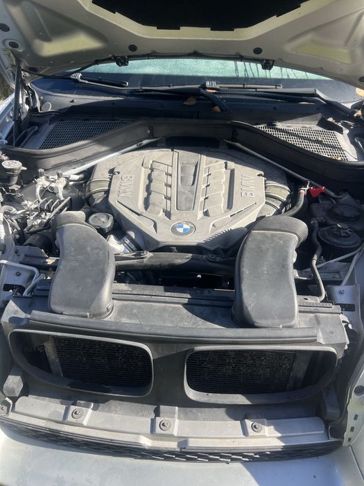 Bmw x6 50i - peças