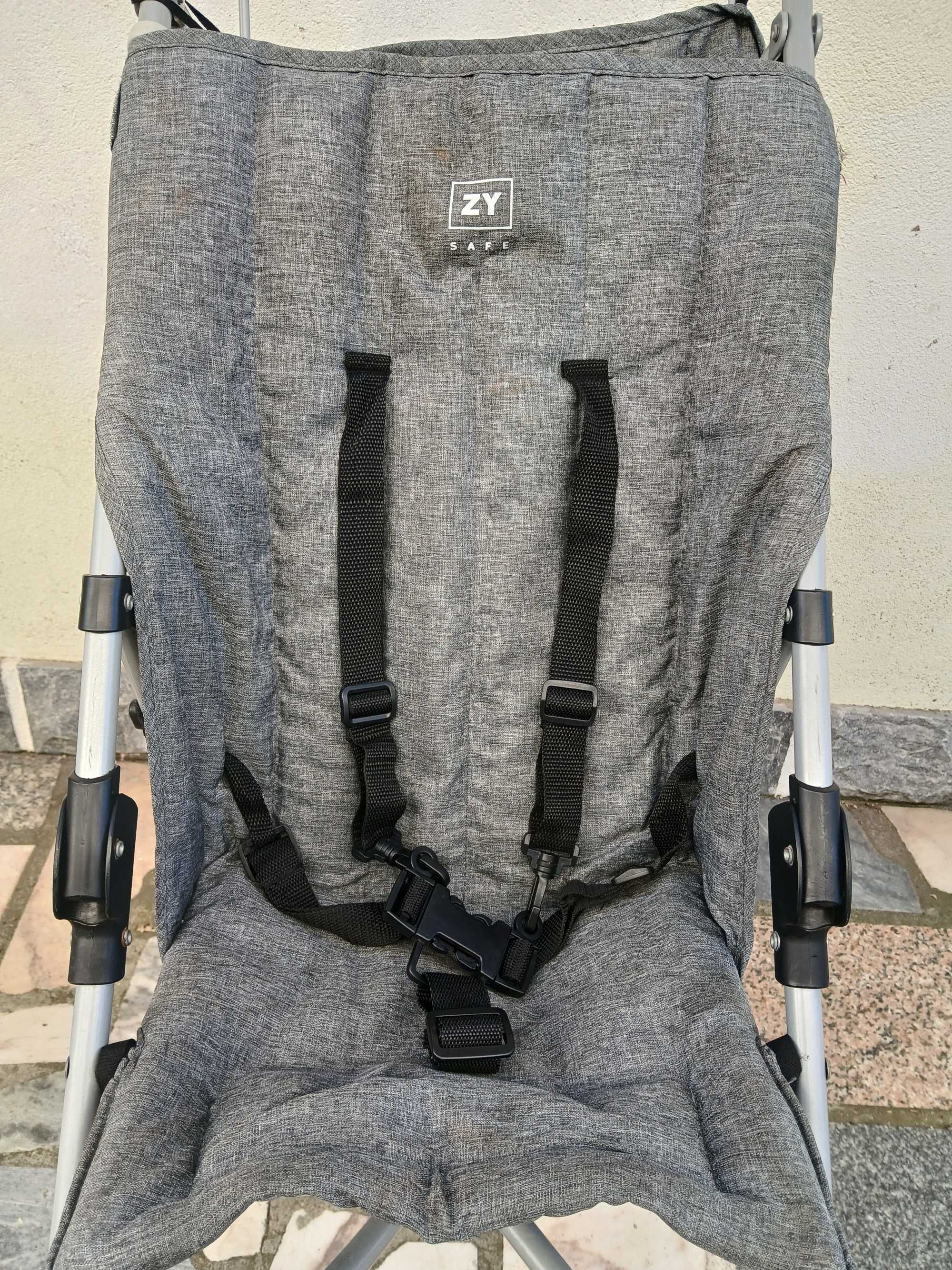 Carrinho bebe zip