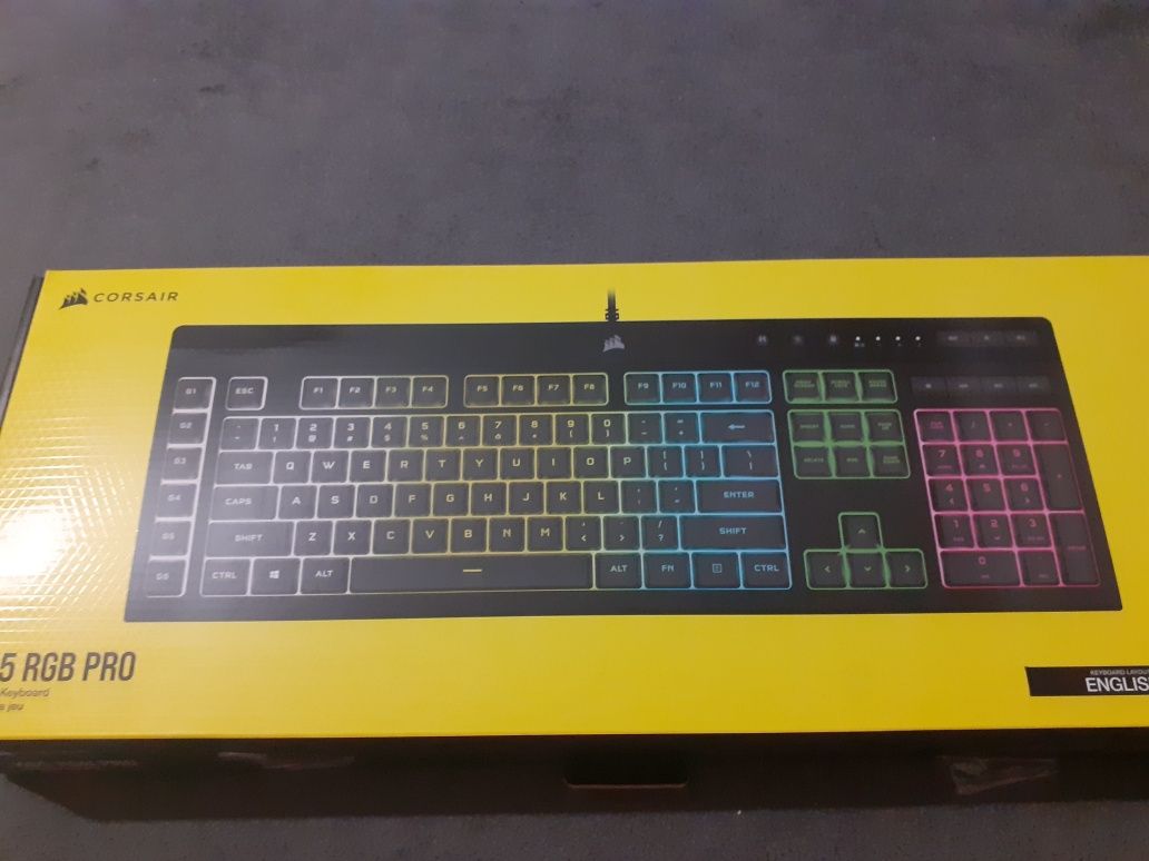 Klawiatura Corsair K55 RGB pro