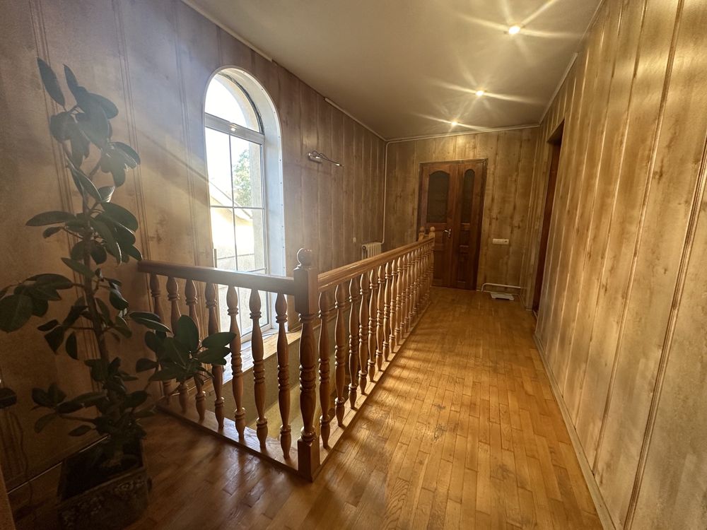Продаж частини будинку з 3 кімнатами (вул. Кишинівська)