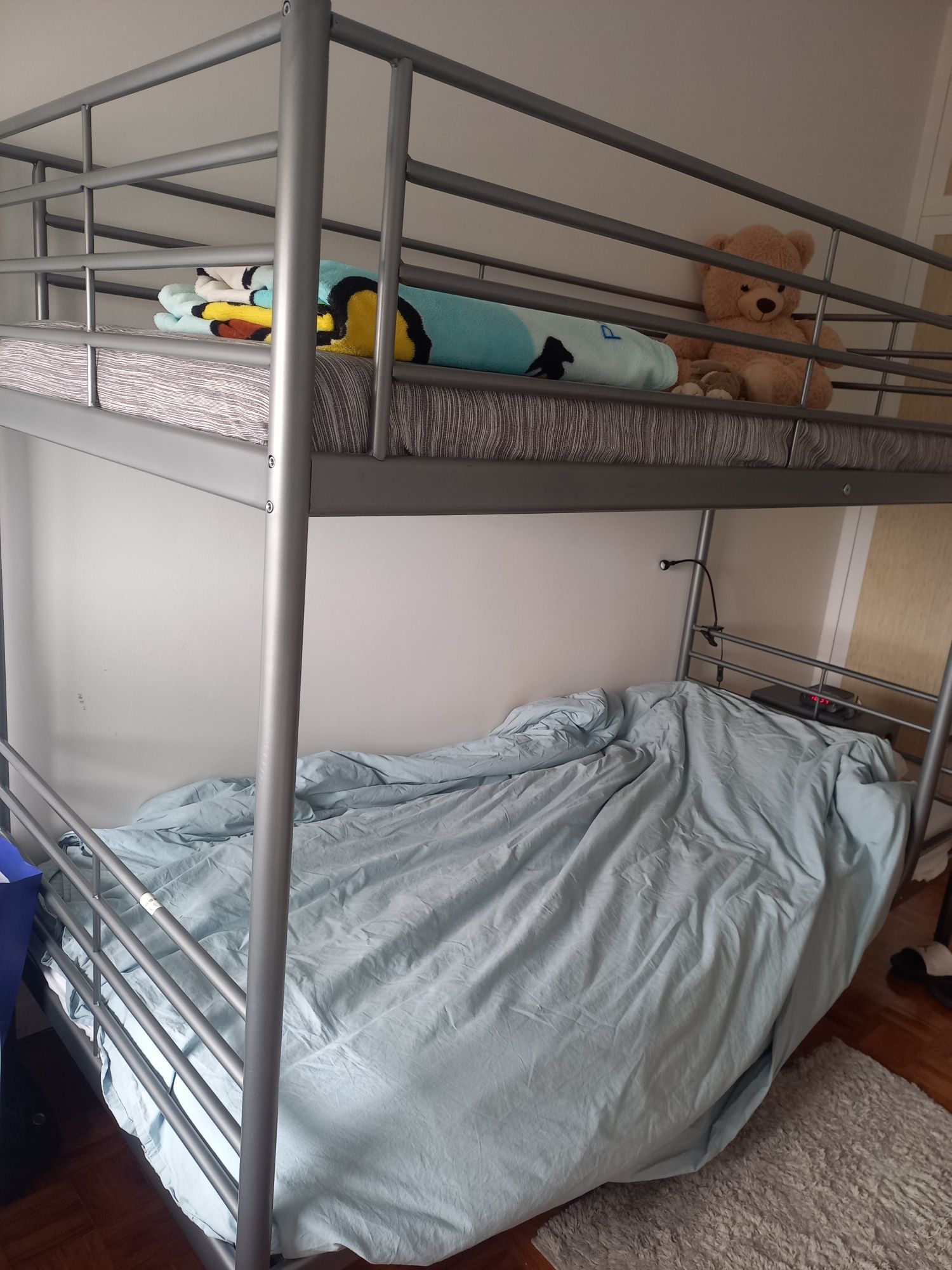 Beliche ikea muito bom estado