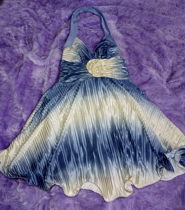 Вечірні, нарядні сукні 46/48 розмірів