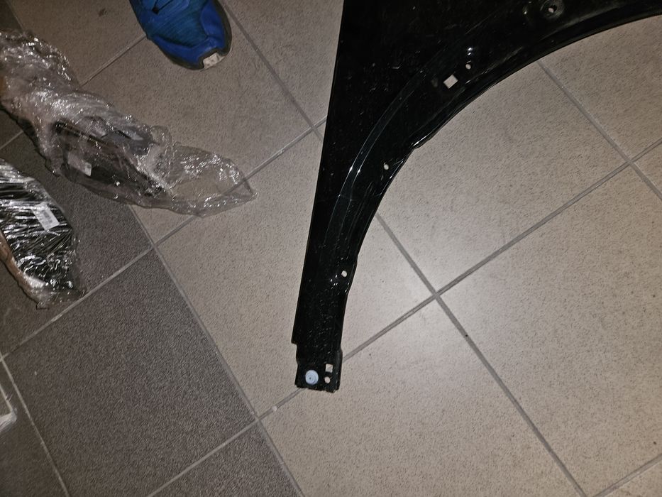 Błotnik prawy peugeot 2008 II