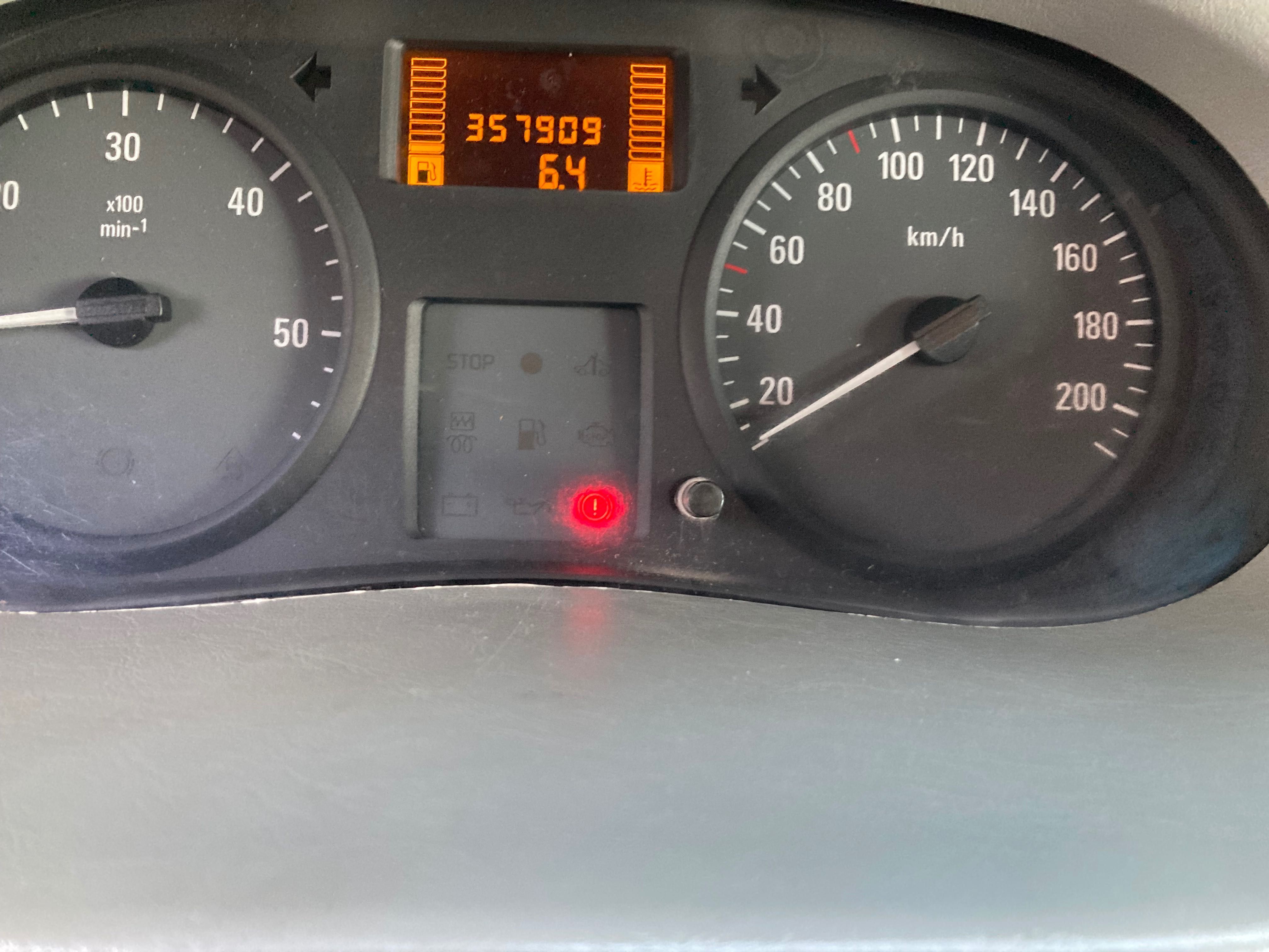 Opel Vivaro 2,5 Cdti