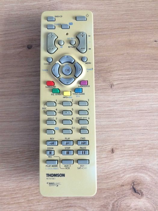 Thomson pilot do TV  DVD  RCT311TT1G - orginał.