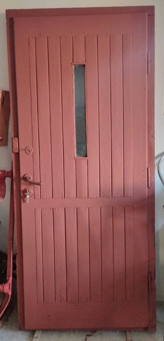 Okazja! Drzwi zewnętrzne drewniane i brama garażowa drewniana