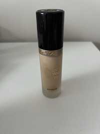 Podklad too faced Born this way Swan 24h fluid do twarzy