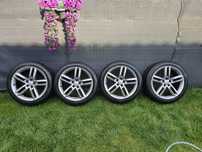 Komplet opon zimowych z felgami pirelli
zimowy (oznaczenie M+S, czyli