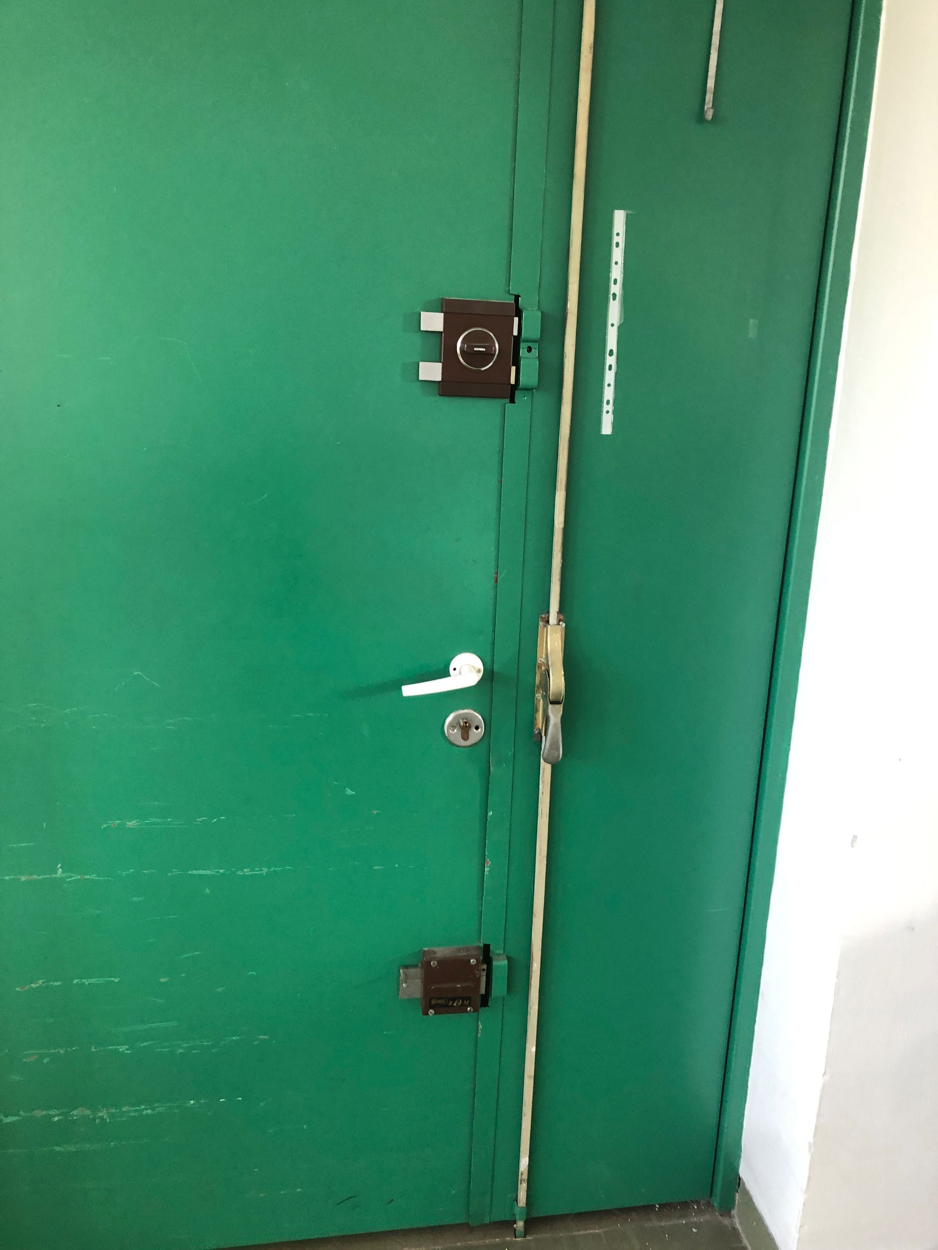 Drzwi stalowe metalowe dwuskrzydłowe antywłamaniowe