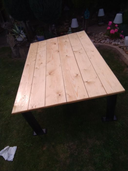 SPRZEDAM duży i ciężki stół ogrodowy transport gratis