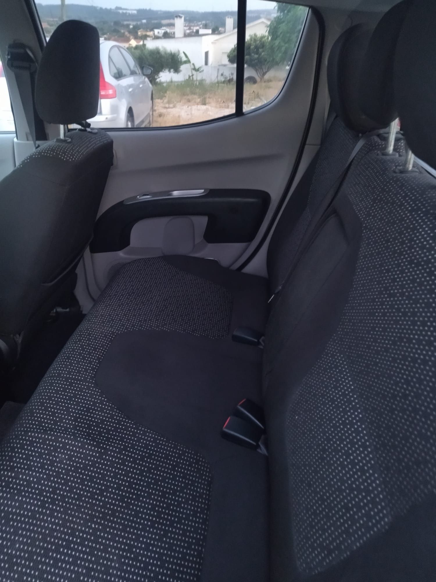 Mitsubishi L200 Strakar