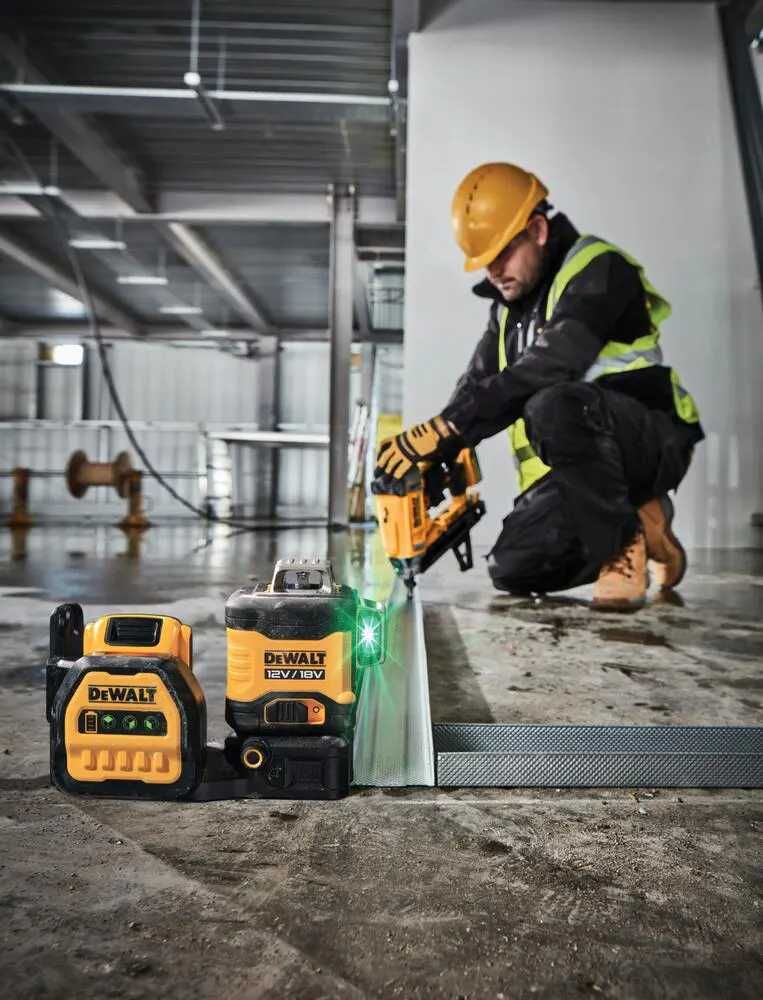 DeWALT DCE089NG18 Уровень лазерный линейный\3D-уровень\Зелёный луч\18V