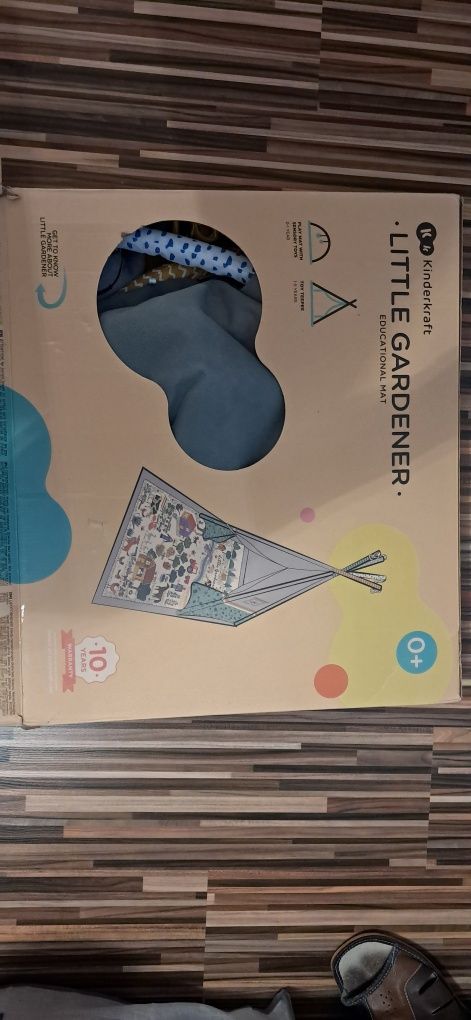Mata edukacyjna z namiotem kinderkraft