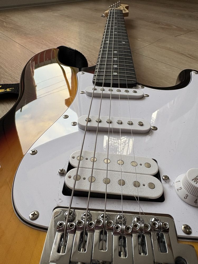 Gitara elektryczna Harley Benton+wzmacniacz Boss Katana