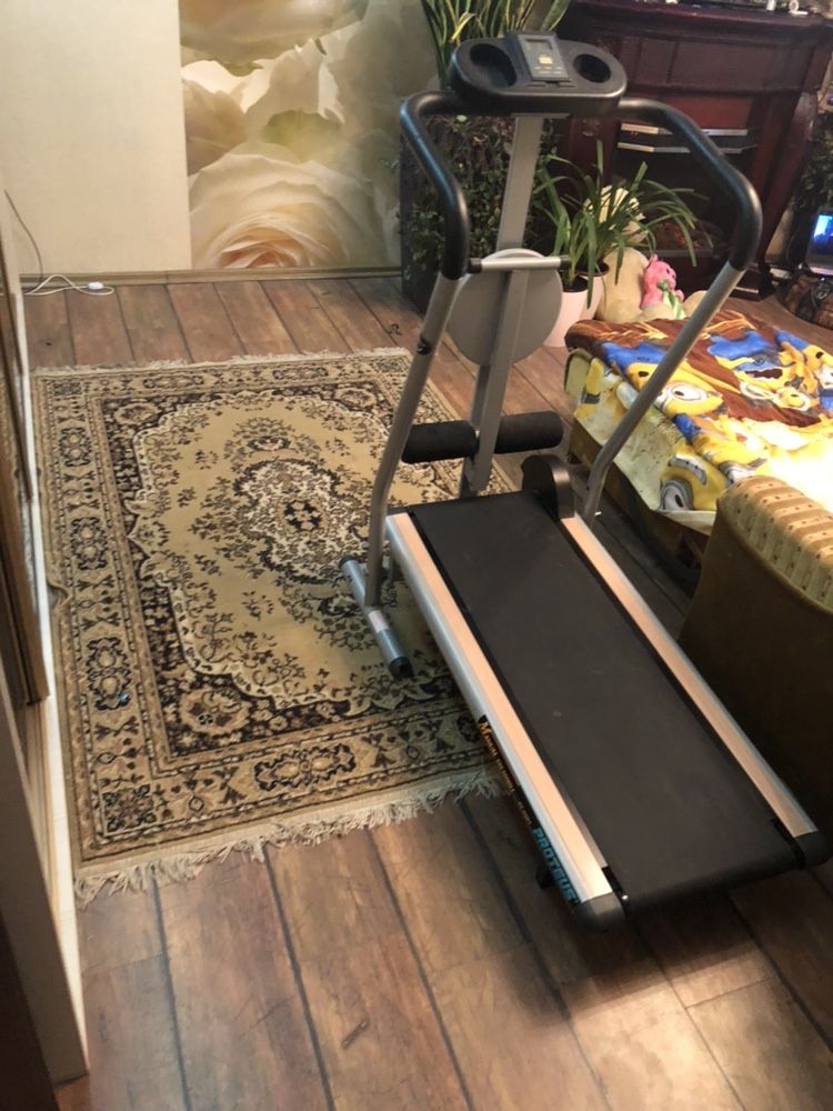 Продам беговую дорожку Proteus PT-500T