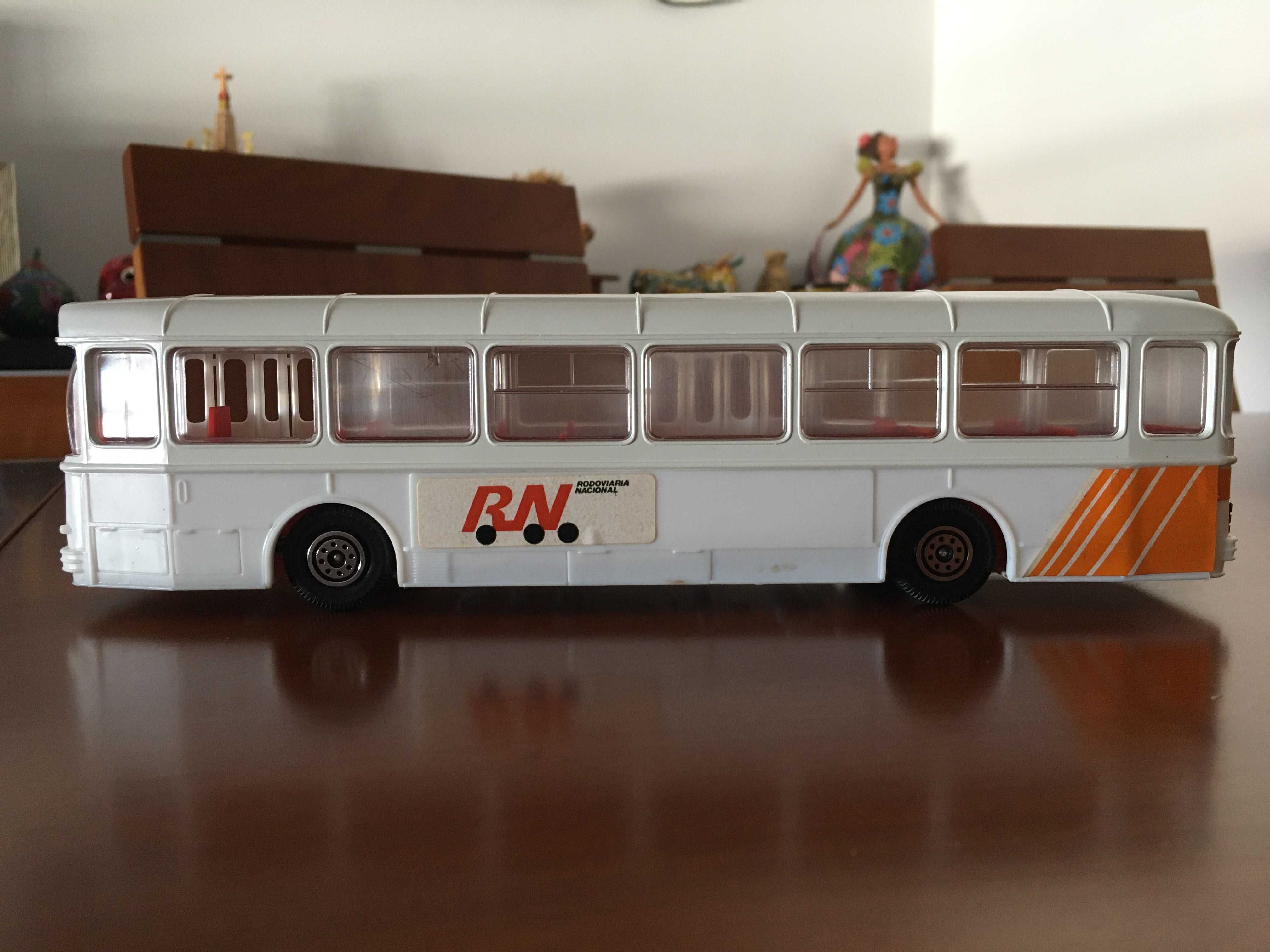 Miniatura Autocarro Norev antigo Rodoviária Nacional - Anos 70/80