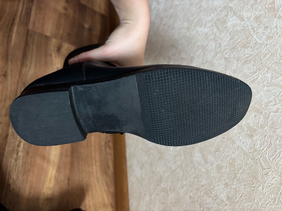 Сапоги  женские.