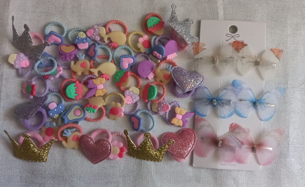 Набір заколок і резинок, обручі, резинки