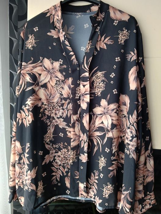 Bluzka damska włoska nowa biust 118