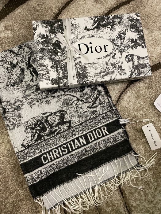Шарф Christian Dior dior