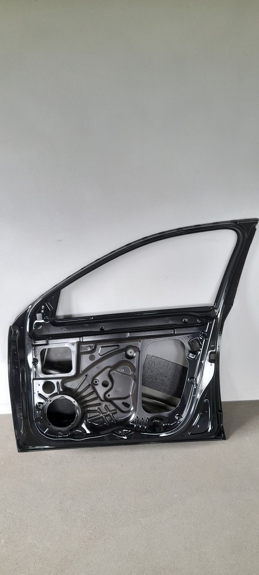 Skoda Octavia III 3 Drzwi Prawy Przód 13-20. Prawe Przednie.
