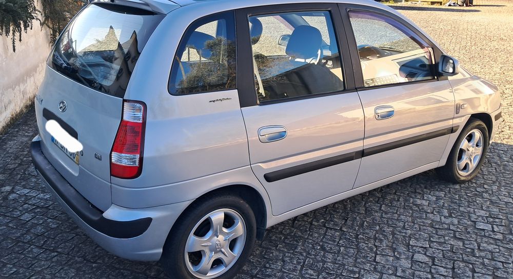 Hyundai Matrix 1.5 Crdi poucos quilómetros