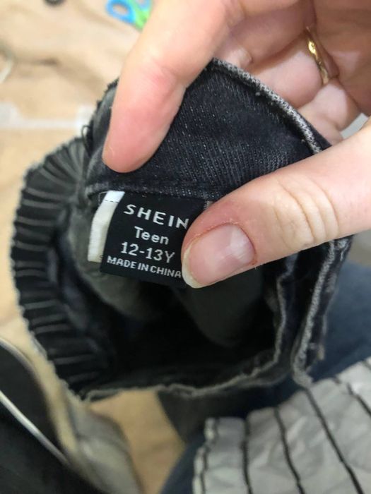 Czarne dżinsy dla dziewczynek