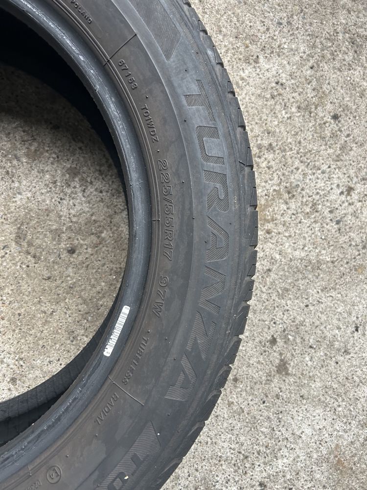 Opony letnie 225/55R17 Bridgestone x 2 szt