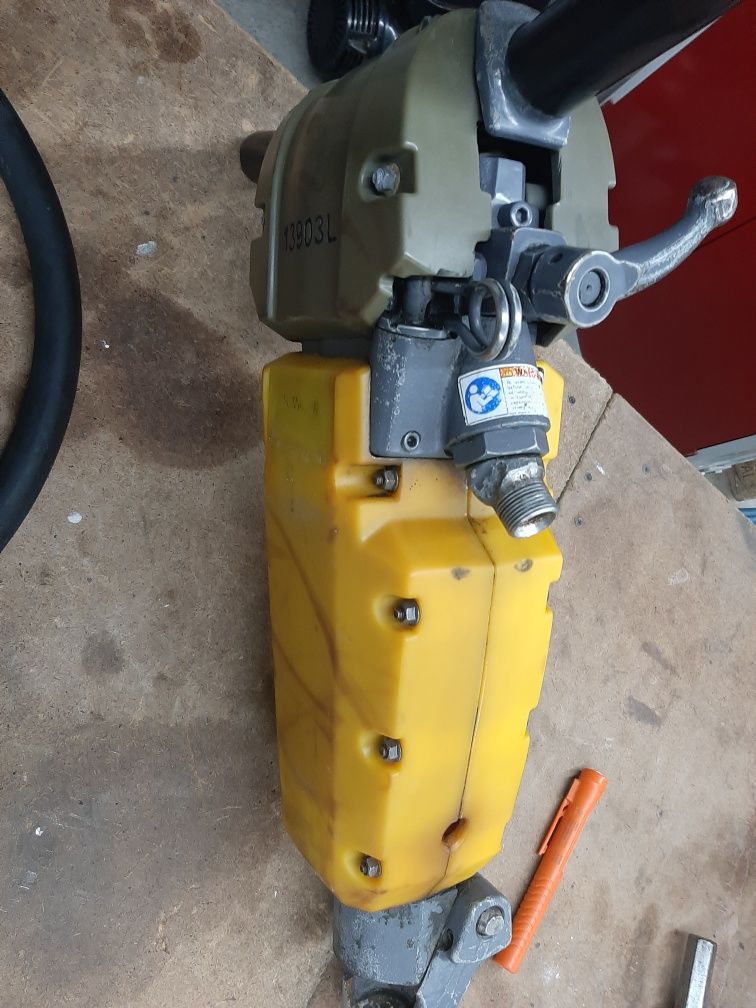Wiertarka pneumatyczna do skał kamienia betonu Atlas Copco SRD 25E h22