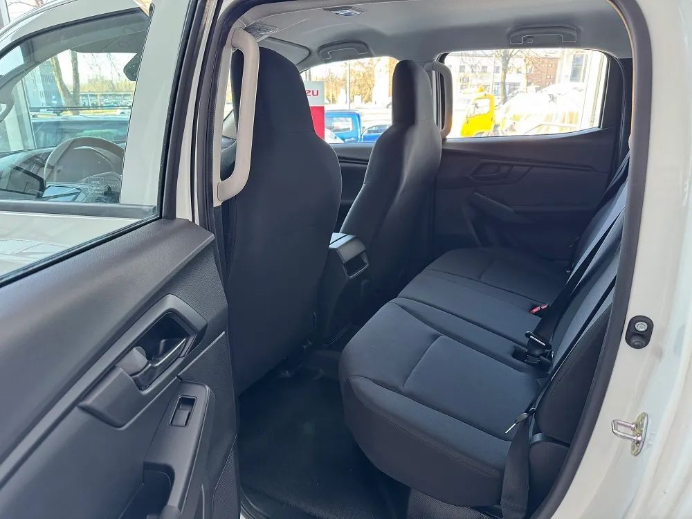 Isuzu D-Max 1.9 163KM DC L 4WD 2024 Fabrycznie Nowy Dostępny Od Ręki