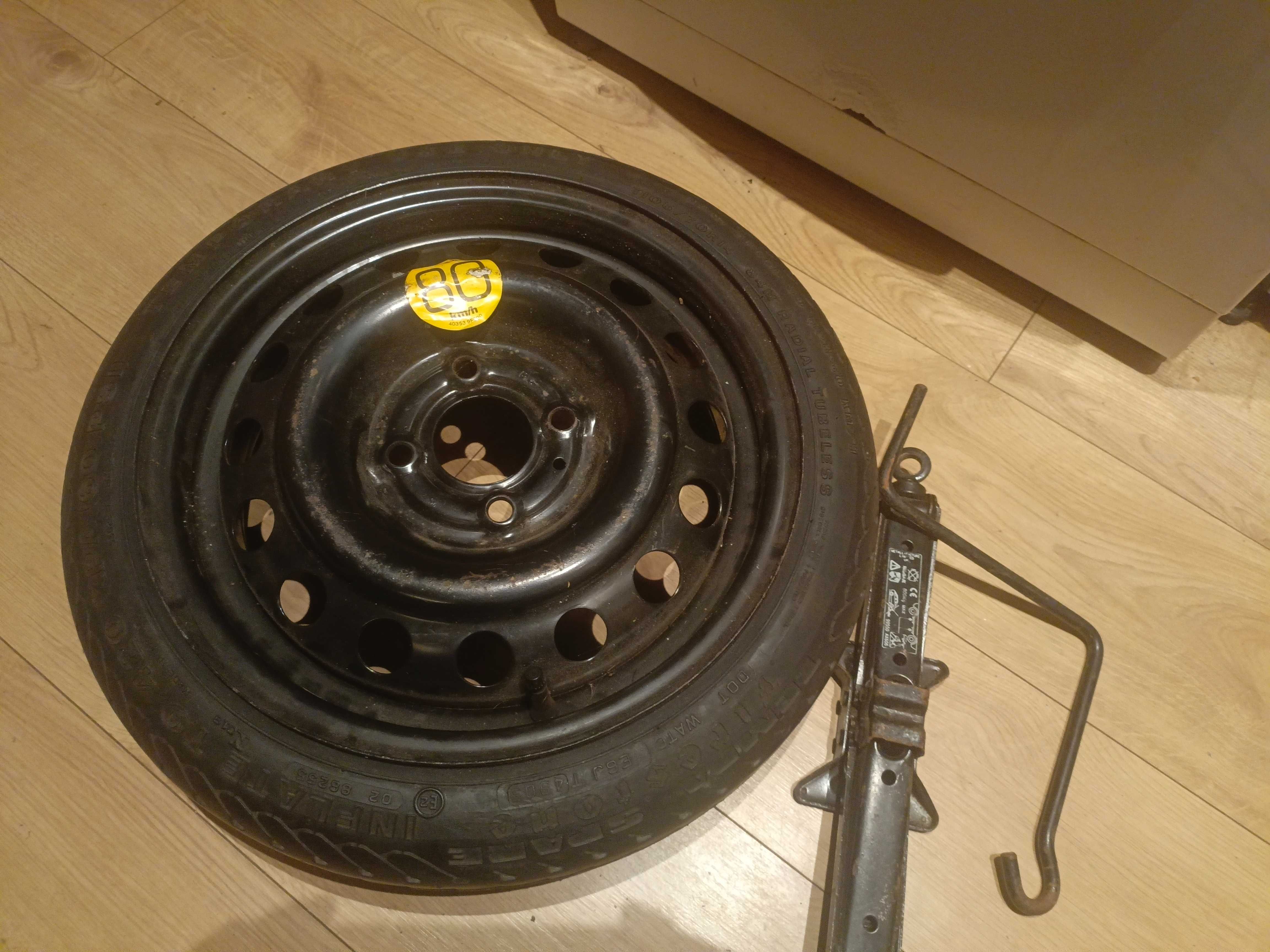 Sprzedam koło zapasowe i lewarek do auta Nissan Micra K12