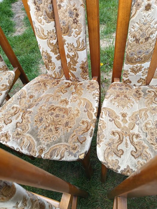 Krzesła pokojowe, drewniane 6 szt. tapicerowane.