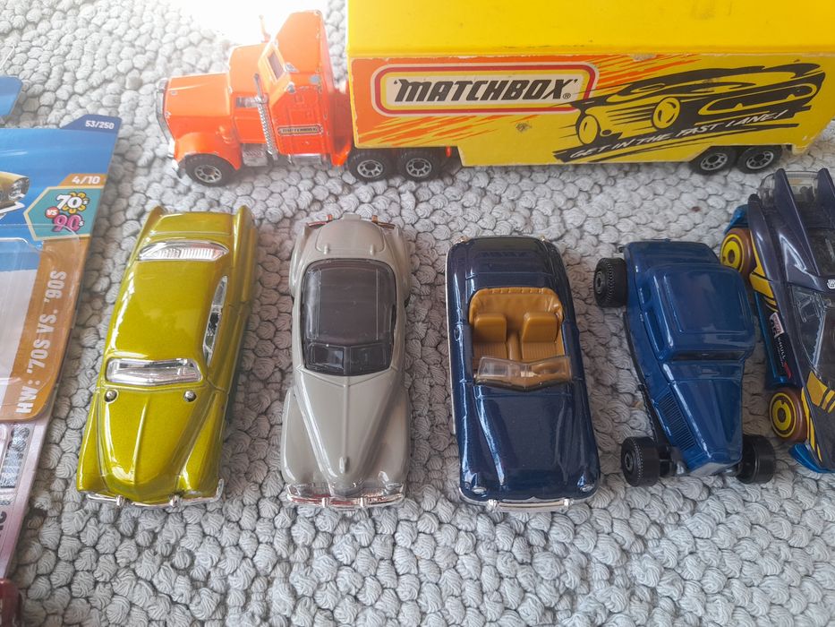 Carros diversos / bastante marcas