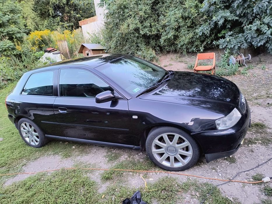 Sprzedam8  auto AUDI A3