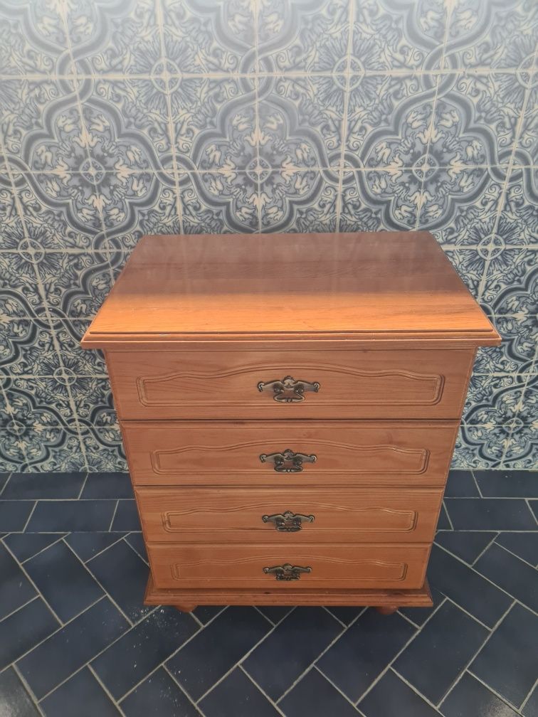 Quarto de Solteiro ( conjunto ou artigo individual)