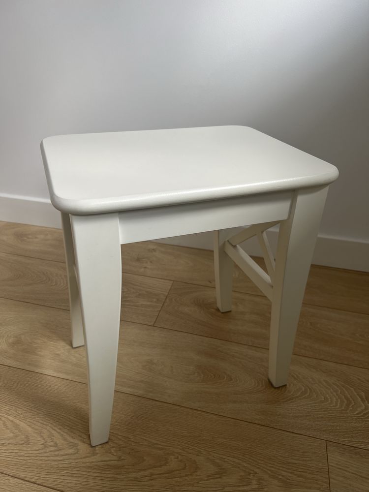 IKEA INGOLF biały taboret stołek