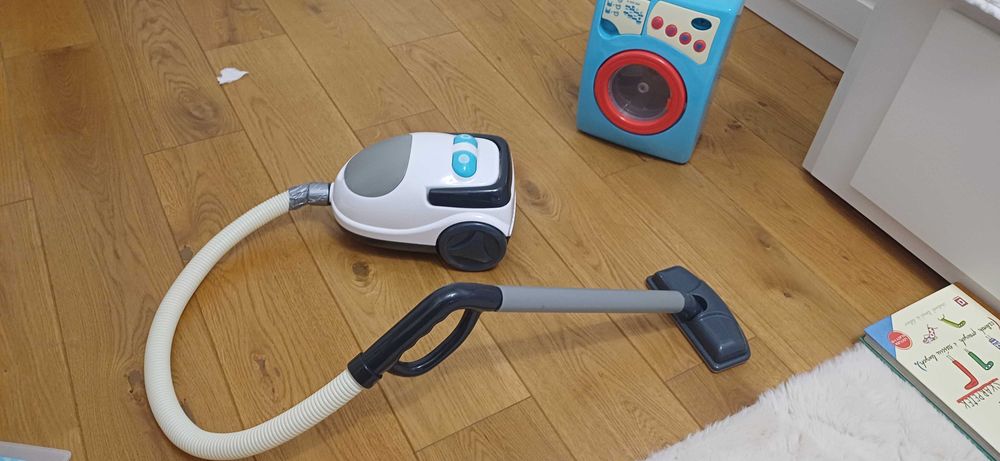 Odkurzacz, zabawka dla dzieci