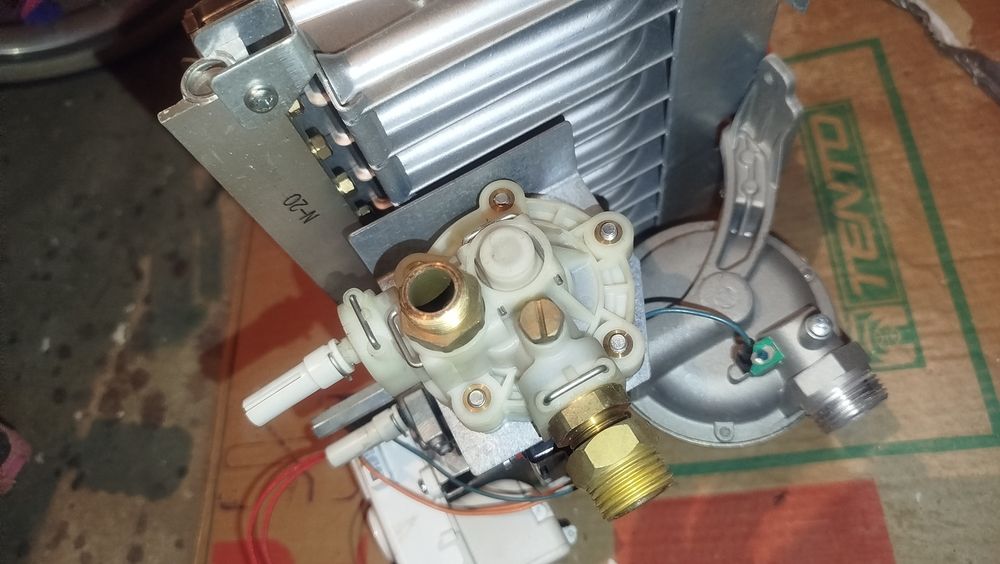 Używane części do gazowych podgrzewaczy wody, piecyka, junkersa