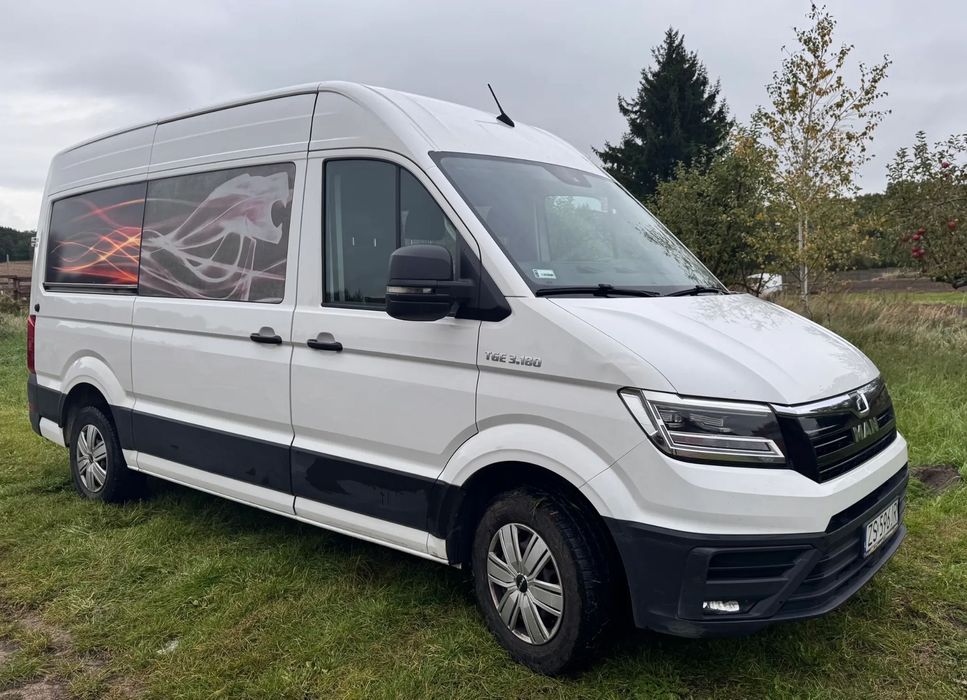 MAN TGE 3.180 EURO 6  MAN TGE 3.180 EURO 6 130KM 3.5t Bogata Wersja Osobowo-Towarowy