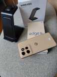Продаю смартфон Motorola Edge 50 Neo (8/256 GB, золотий) рік гарантії