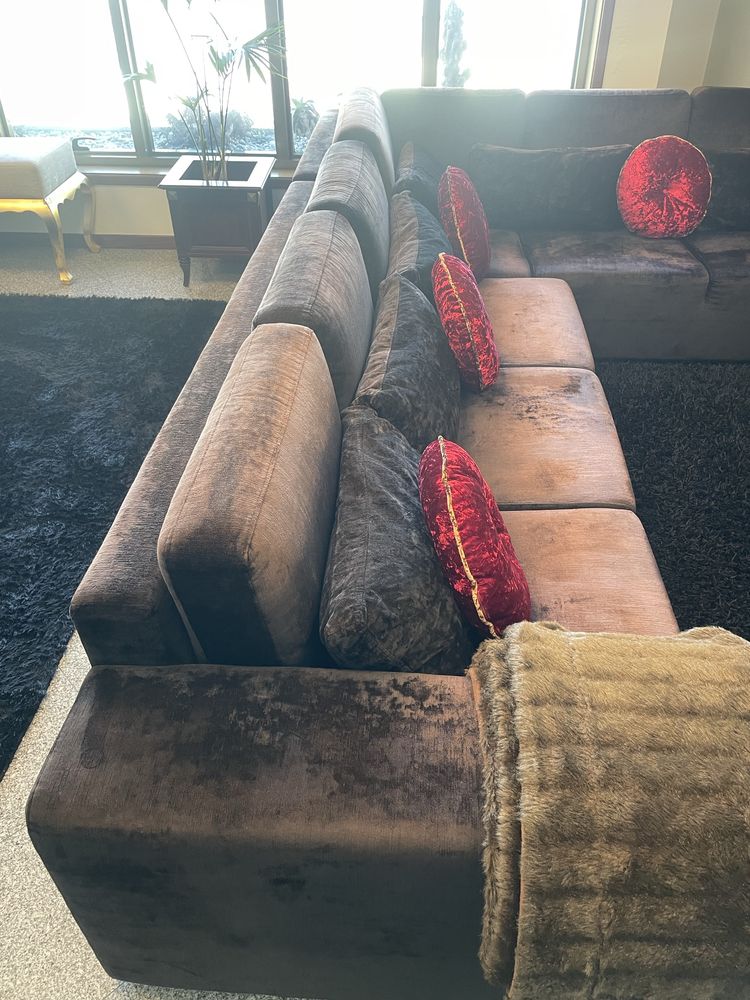 Sofa em L  de veludo