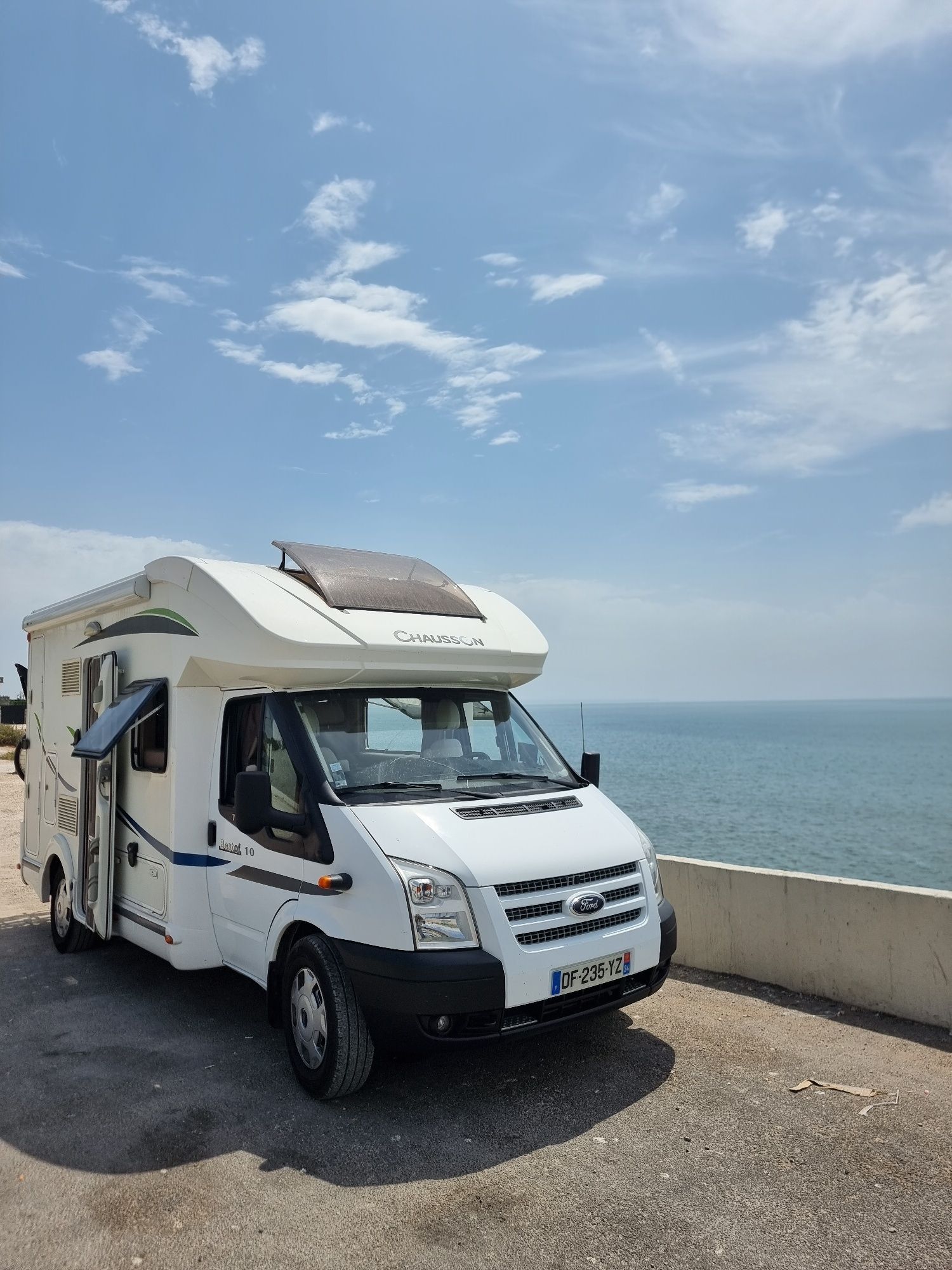 Autocaravana ford chausson