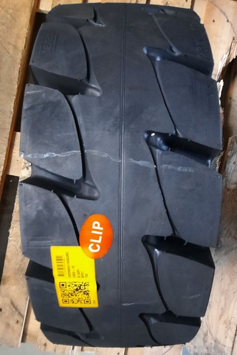 Шины цельнолитые Nexen Solidpro