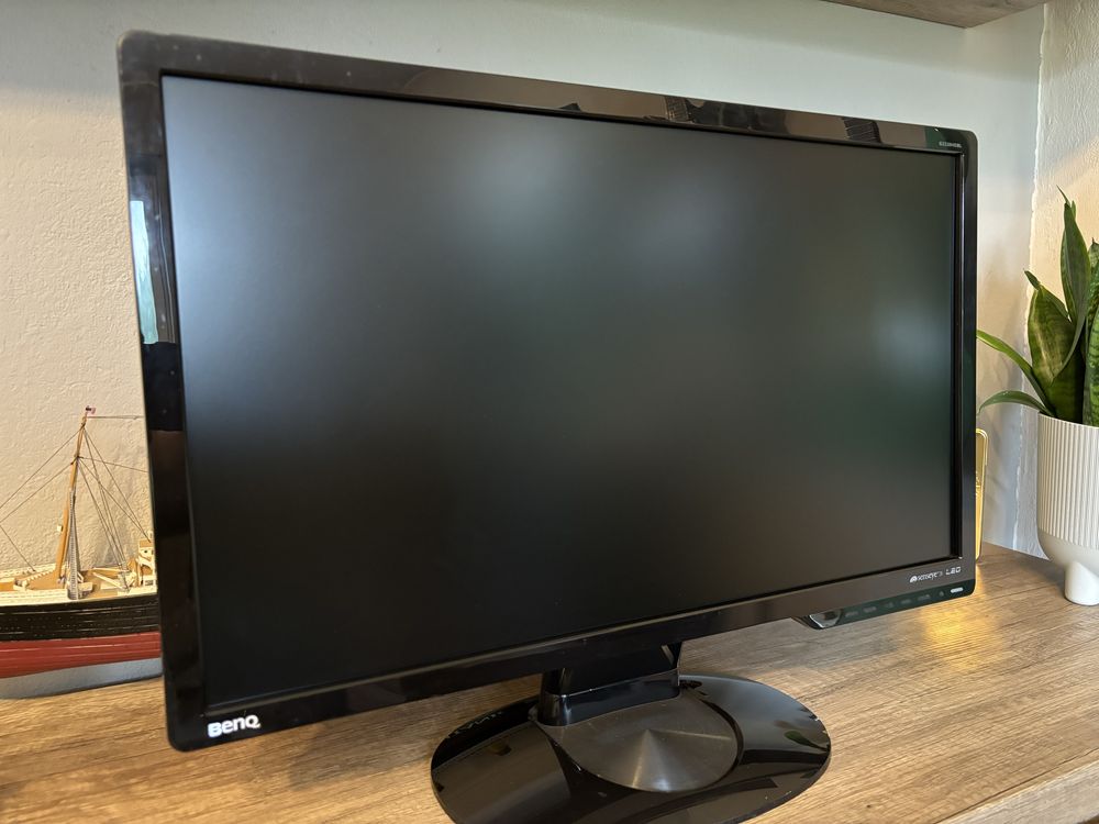 Monitor Benq 23” fullHD