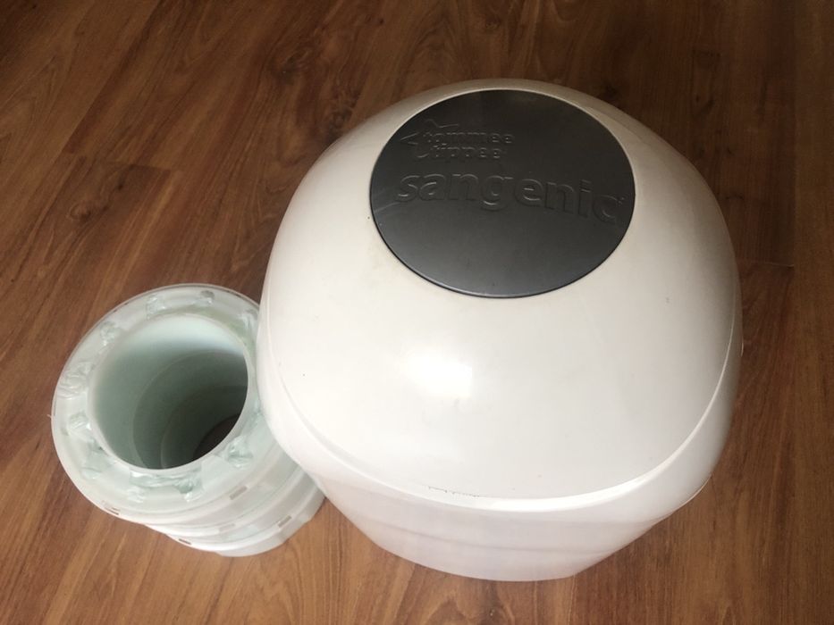 Pojemnik / kosz na pieluszki + worki