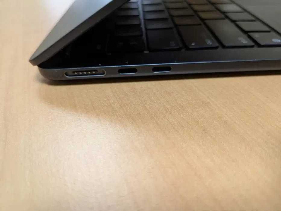 macbook air M2 - 8GB - 256GB